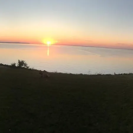 Cozy Coastal Retreat On The بيت للعطل