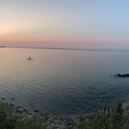 Cozy Coastal Retreat On The * Brenderup