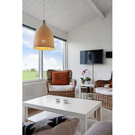 Immaculate 2-bed House At The 12h *